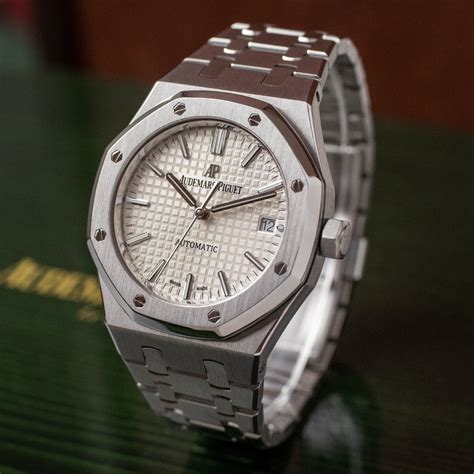 prezzo audemars piguet royal oak 14900st military dial|Wrist Game or Crying Shame: AP Royal Oak Military Dial.